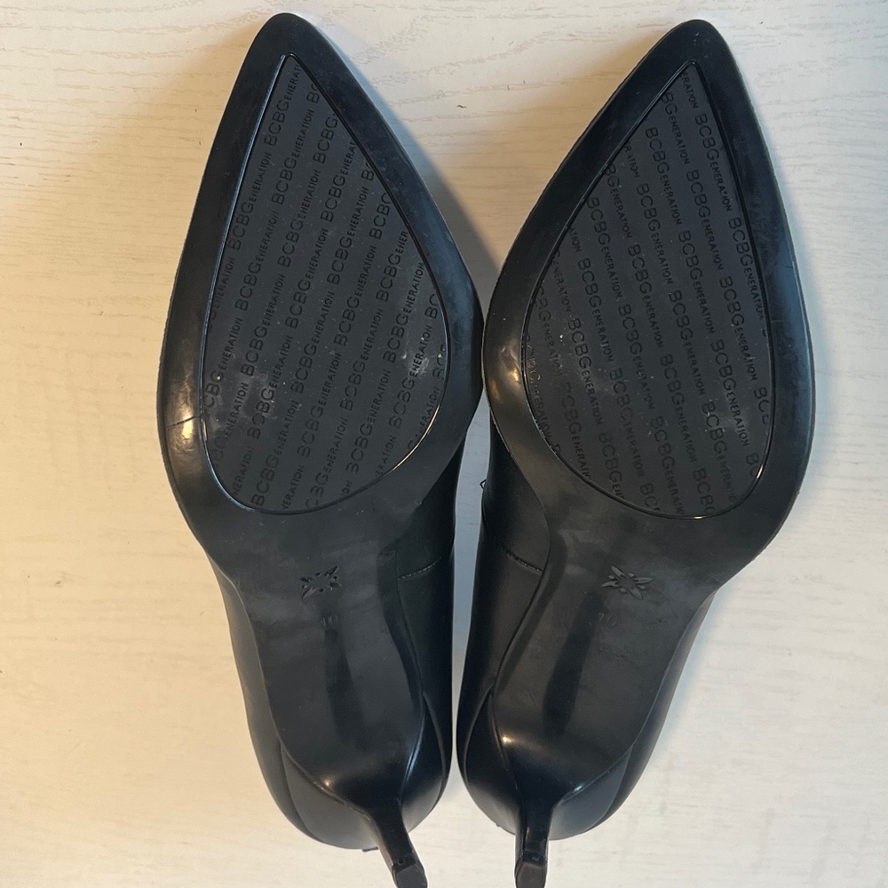 BCBGeneration Harlia Pump sz 10 - Picture 3 of 6